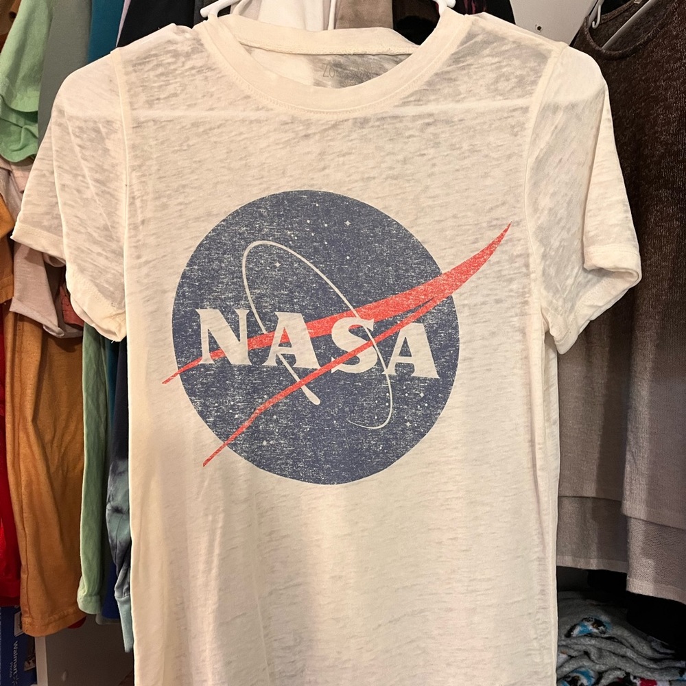 Nasa Cream Zoe + Liv Shirt